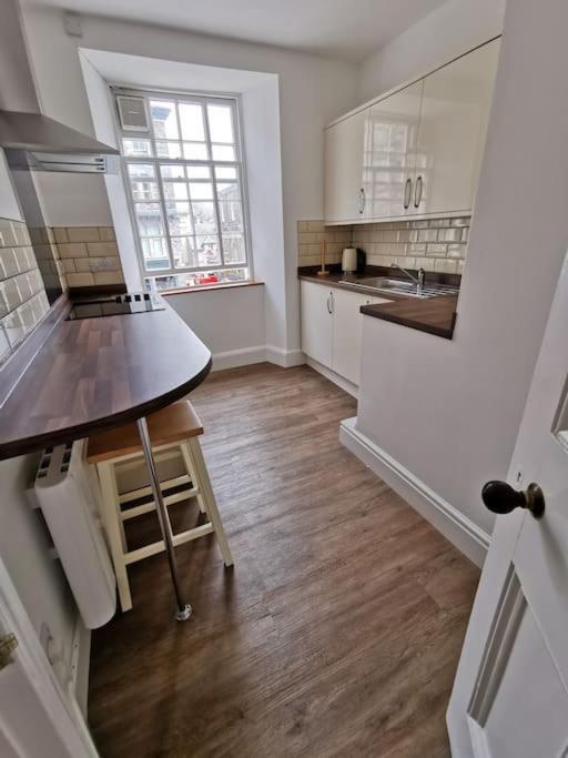 Eldon Row - Stylish Character Apartments - Central Location 1 & 2 Bed Available Dolgellau Exterior foto