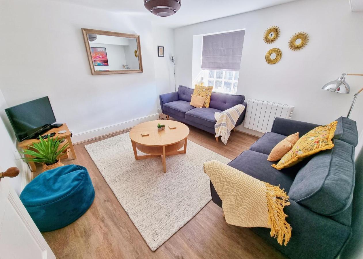 Eldon Row - Stylish Character Apartments - Central Location 1 & 2 Bed Available Dolgellau Exterior foto
